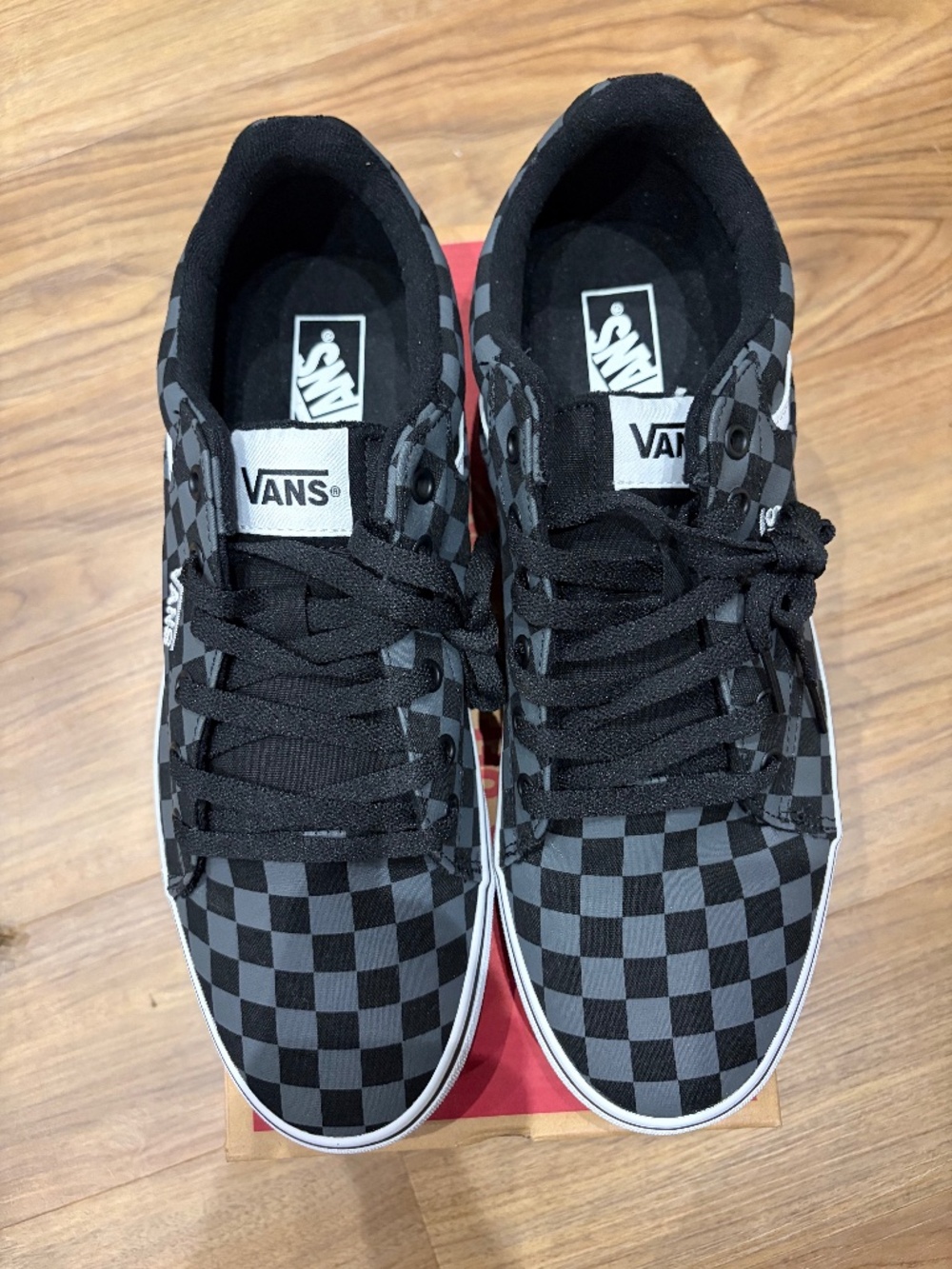Vans Seldan Checkerboard Black/Pewter Size 12
